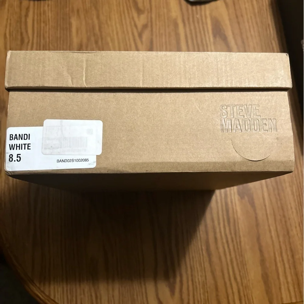 NEW Steve Madden Bandi Sandal Strap Wedge Platform White Size 8.5